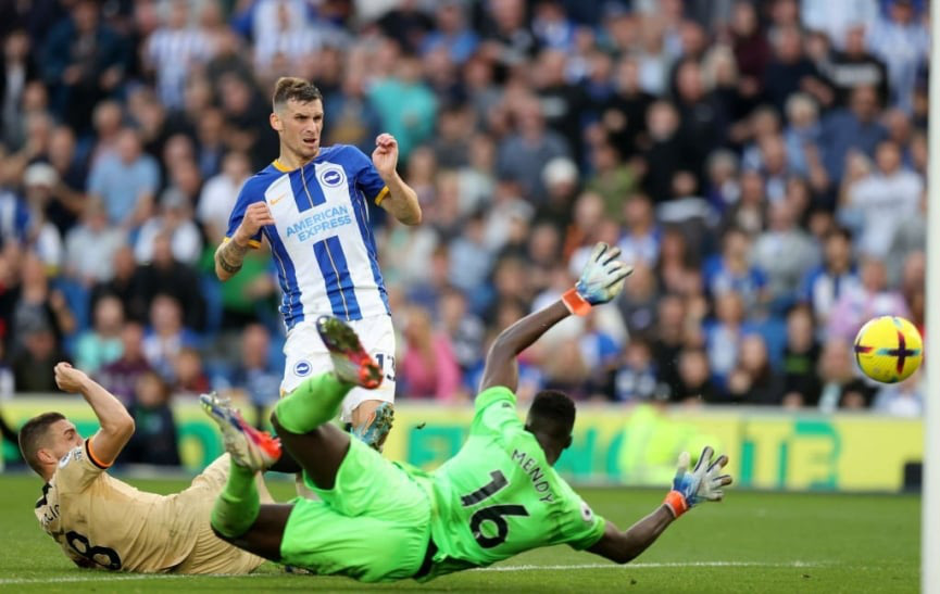 Brighton vùi dập Chelsea trong ngày về của HLV Graham Potter