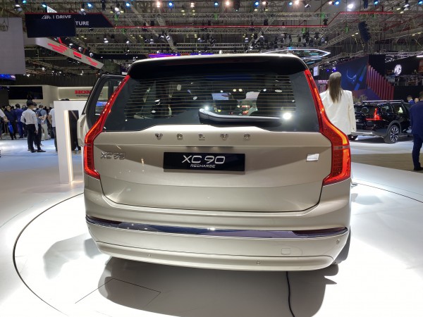 Volvo XC90 Recharge Ultimate chạy động cơ hybrid cắm sạc, giá 4,65 tỉ tại Việt Nam