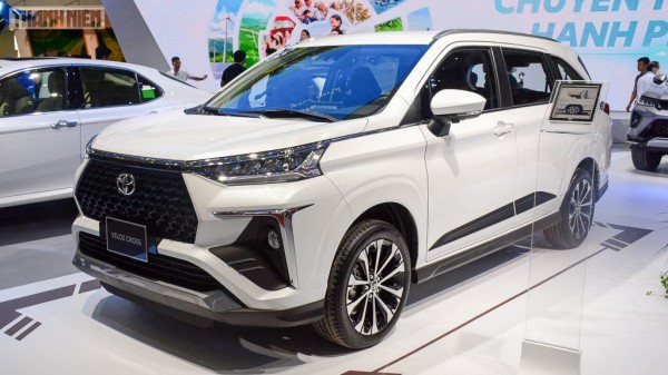 Cuối năm, Toyota Veloz Cross có bản lắp ráp tại Việt Nam ‘đấu’ Mitsubishi Xpander