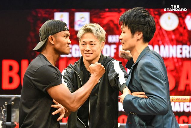 Buakaw chốt thượng đài cùng Saenchai, đấu tay trần trong 5 hiệp - Ảnh 2.