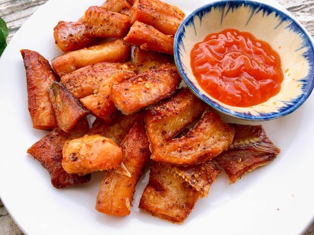 Khô cá lóc - “Vua đặc sản” đẫm hương vị sông nước làm món ngon 3 miền - Ảnh 4. Khô cá lóc - “Vua đặc sản” đẫm hương vị sông nước làm món ngon 3 miền - Ảnh 4.
