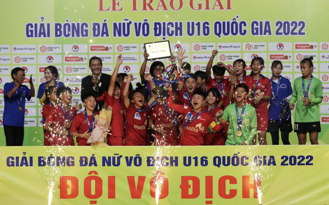 ẢNH - Phong Phú Hà Nam vô địch giải bóng đá Nữ U16 Quốc gia 2022 ẢNH - Phong Phú Hà Nam vô địch giải bóng đá Nữ U16 Quốc gia 2022