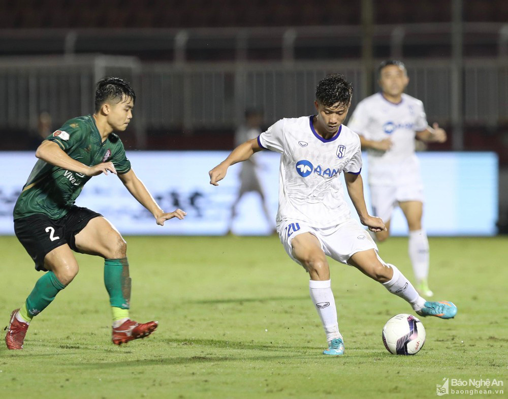 CLB TP Hồ Chí Minh chia điểm trên sân Thống Nhất trước SLNA - Vòng 21 V.League 2022