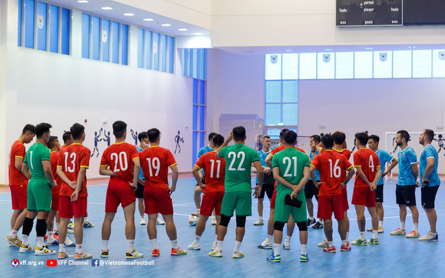 ĐT futsal Việt Nam thoải mái tinh thần trước trận đấu với Nhật Bản