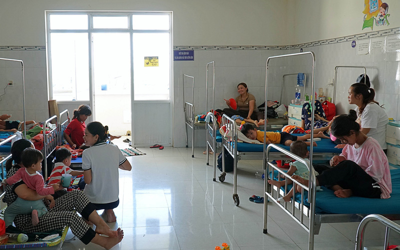 Gia Lai: Bệnh viện quá tải do dịch bệnh gia tăng ở trẻ em