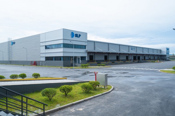 Logistics Việt Nam: Chuyển mình phát triển Logistics Việt Nam: Chuyển mình phát triển