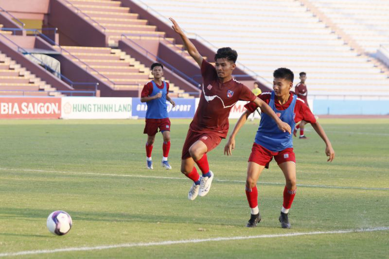 U17 Thái Lan thận trọng, U17 Nepal thoải mái trước ngày ra quân