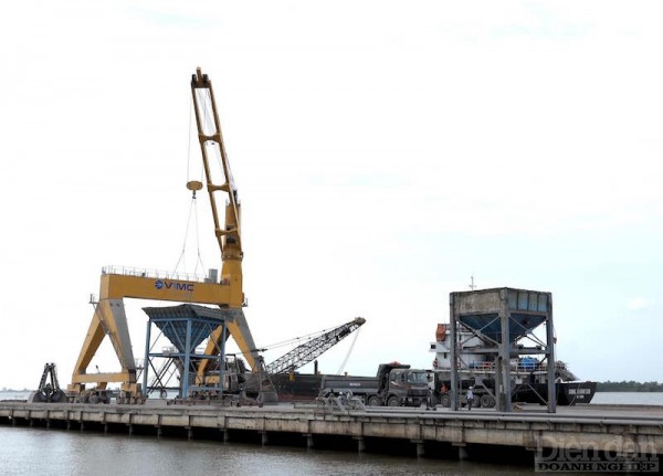 Vận tải thuỷ “ì ạch” giảm sức cạnh tranh của hàng hoá vùng ĐBSCL