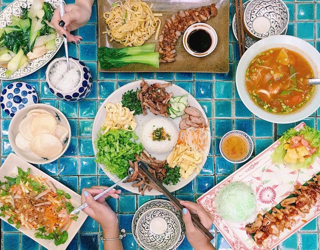 Cơm âm phủ - Ảnh 2.