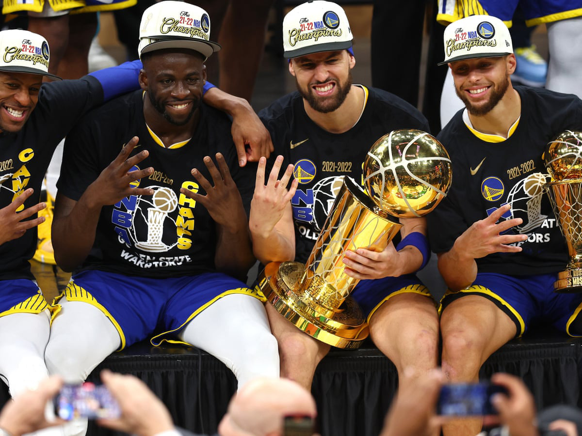 Golden State Warriors trở thành đội bóng đắt giá nhất tại NBA
