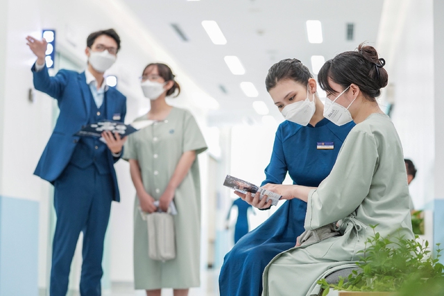 Chủ tịch ISOFH kể chuyện ‘lỗ triệu đô’ khi phụng sự ngành y tế: Trước khi thành kỳ lân, các medtech khác cũng từng như chúng tôi! - Ảnh 12. Chủ tịch ISOFH kể chuyện ‘lỗ triệu đô’ khi phụng sự ngành y tế: Trước khi thành kỳ lân, các medtech khác cũng từng như chúng tôi! - Ảnh 12.