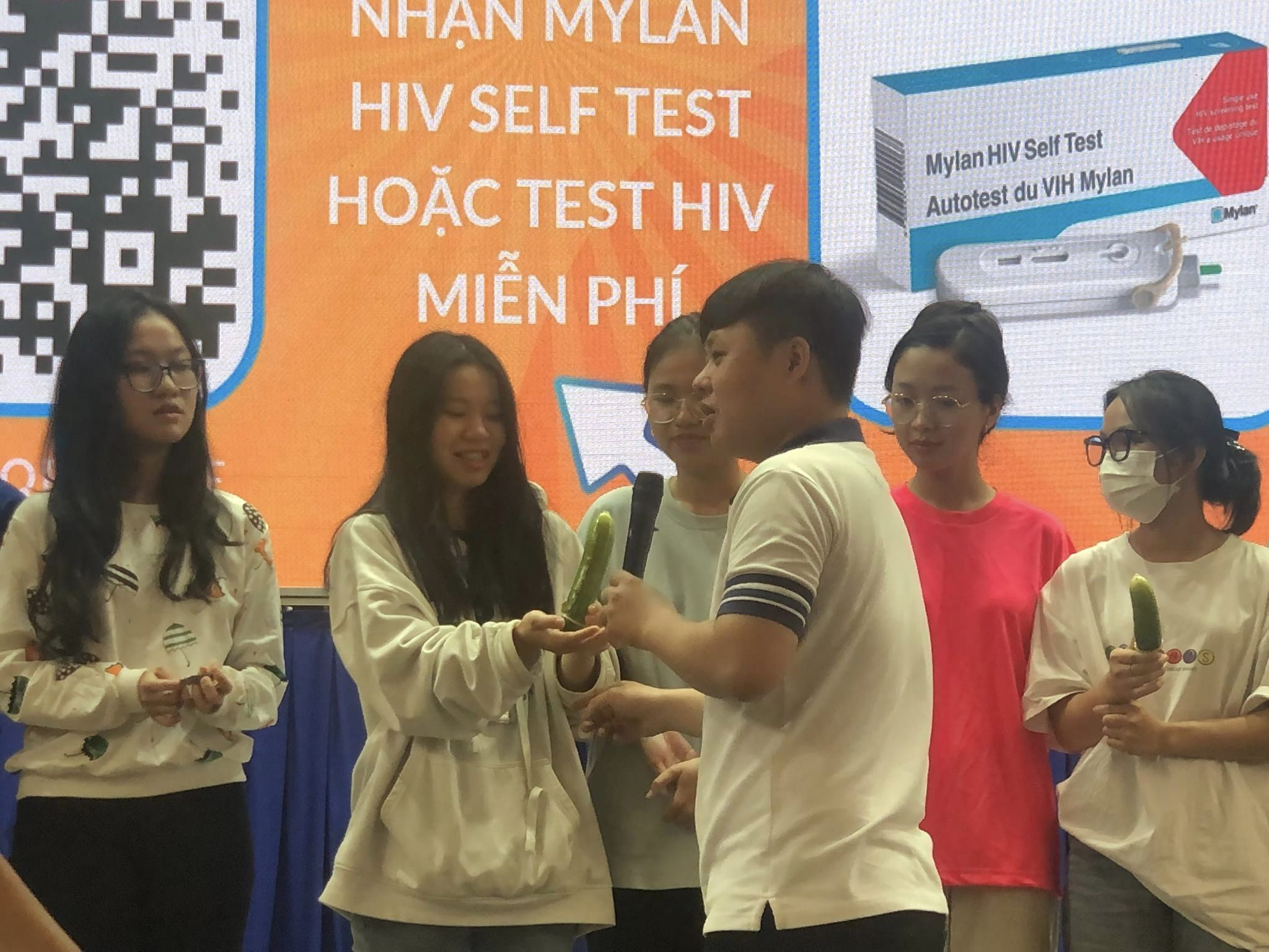 Vì sao sinh viên tìm hiểu về sức khỏe tình dục qua mạng xã hội? Vì sao sinh viên tìm hiểu về sức khỏe tình dục qua mạng xã hội?