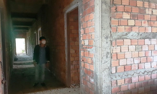 Hoang phí 