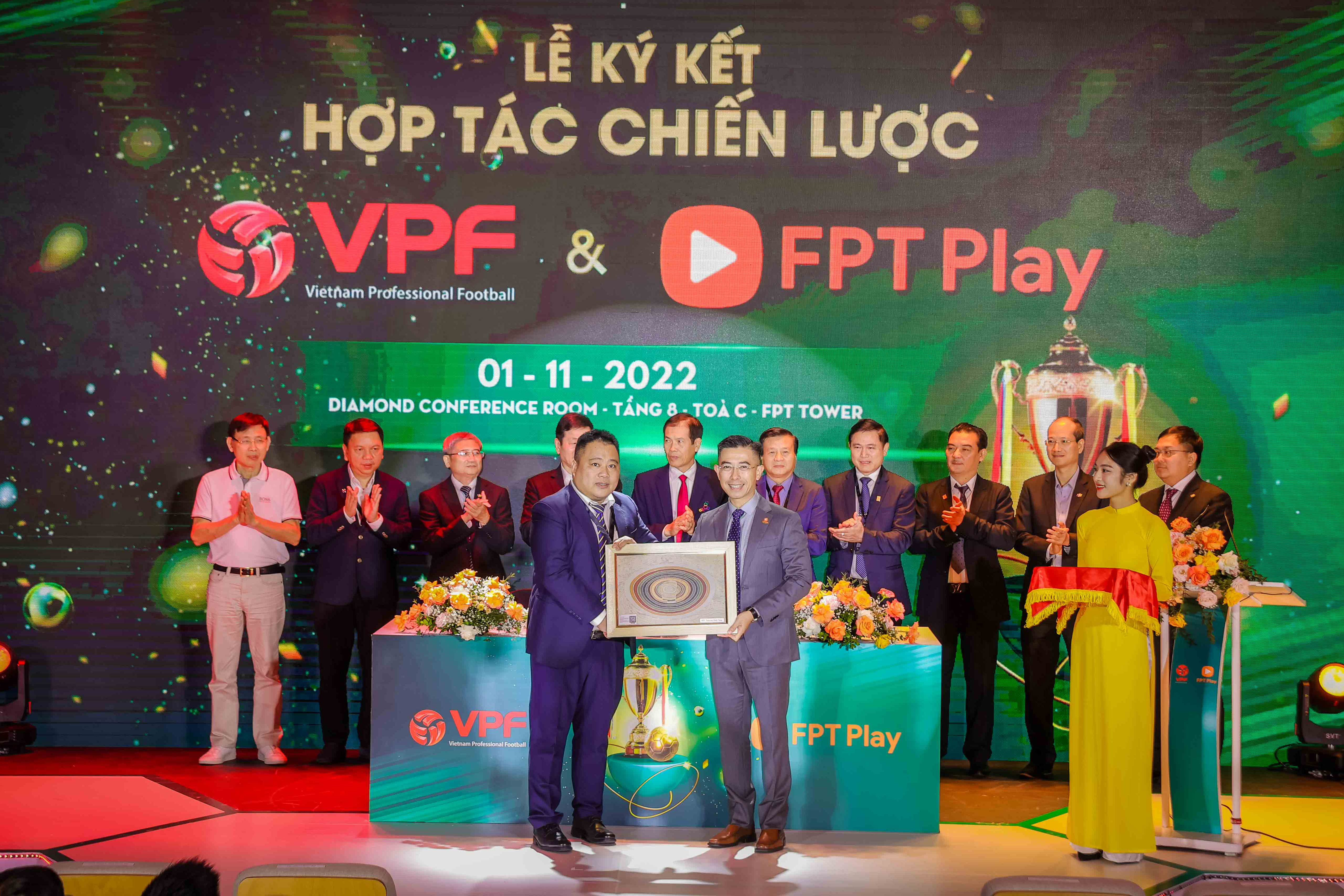 VPF và FPT hợp tác trong 5 mùa giải liên tiếp, giúp nâng tầm bóng đá Việt