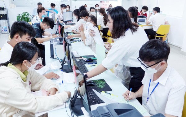 Khi thí sinh giỏi không chăm chăm chọn trường ĐH 