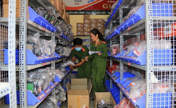 An Giang: Trần Trí Mãnh bị phạt 8 năm tù về tội sản xuất, buôn bán hàng giả