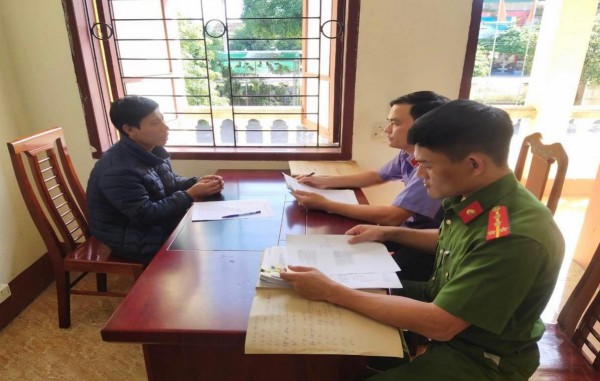 Xem xét xử lý hiệu trưởng nhắc học sinh đóng bảo hiểm y tế