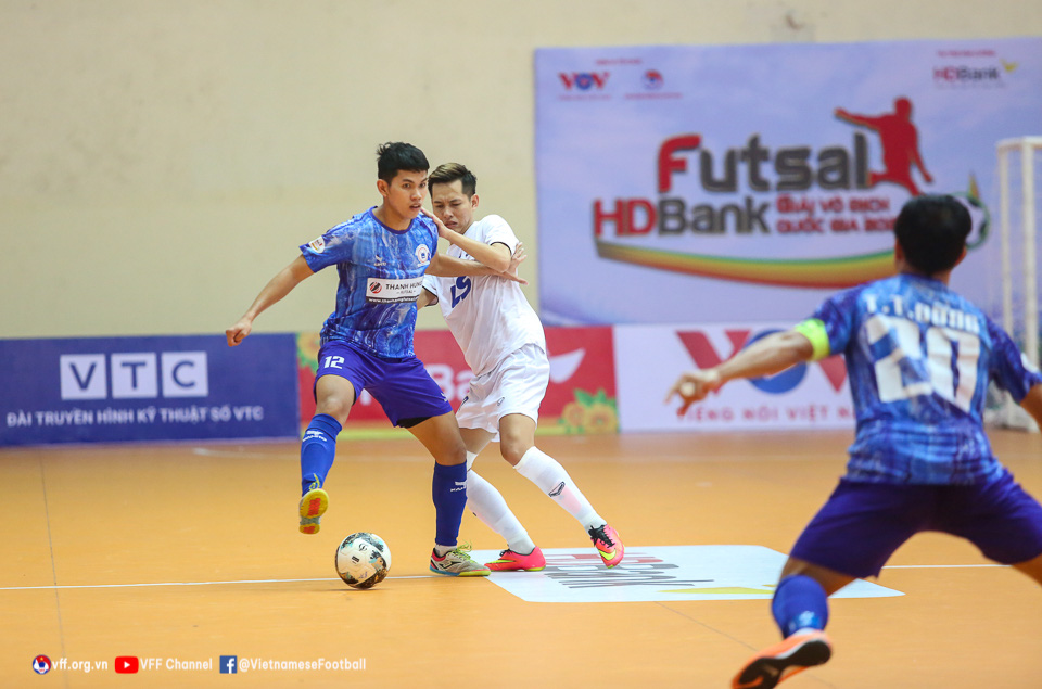 Sahako sớm lên ngôi vô địch, Thái Sơn Bắc thất thế trong cuộc đua vào top 3