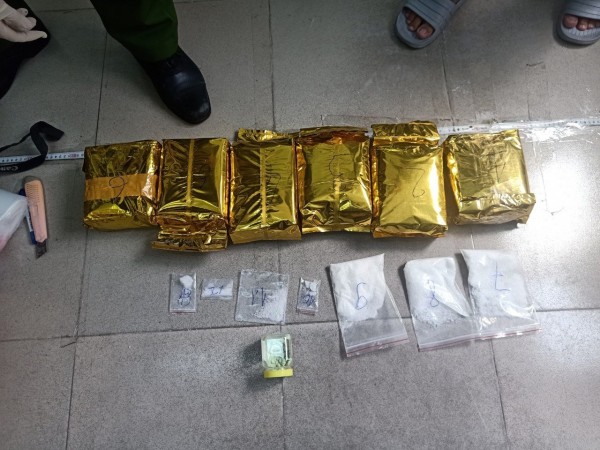 Công an TP.HCM liên tiếp triệt phá 3 đường dây ma túy lớn