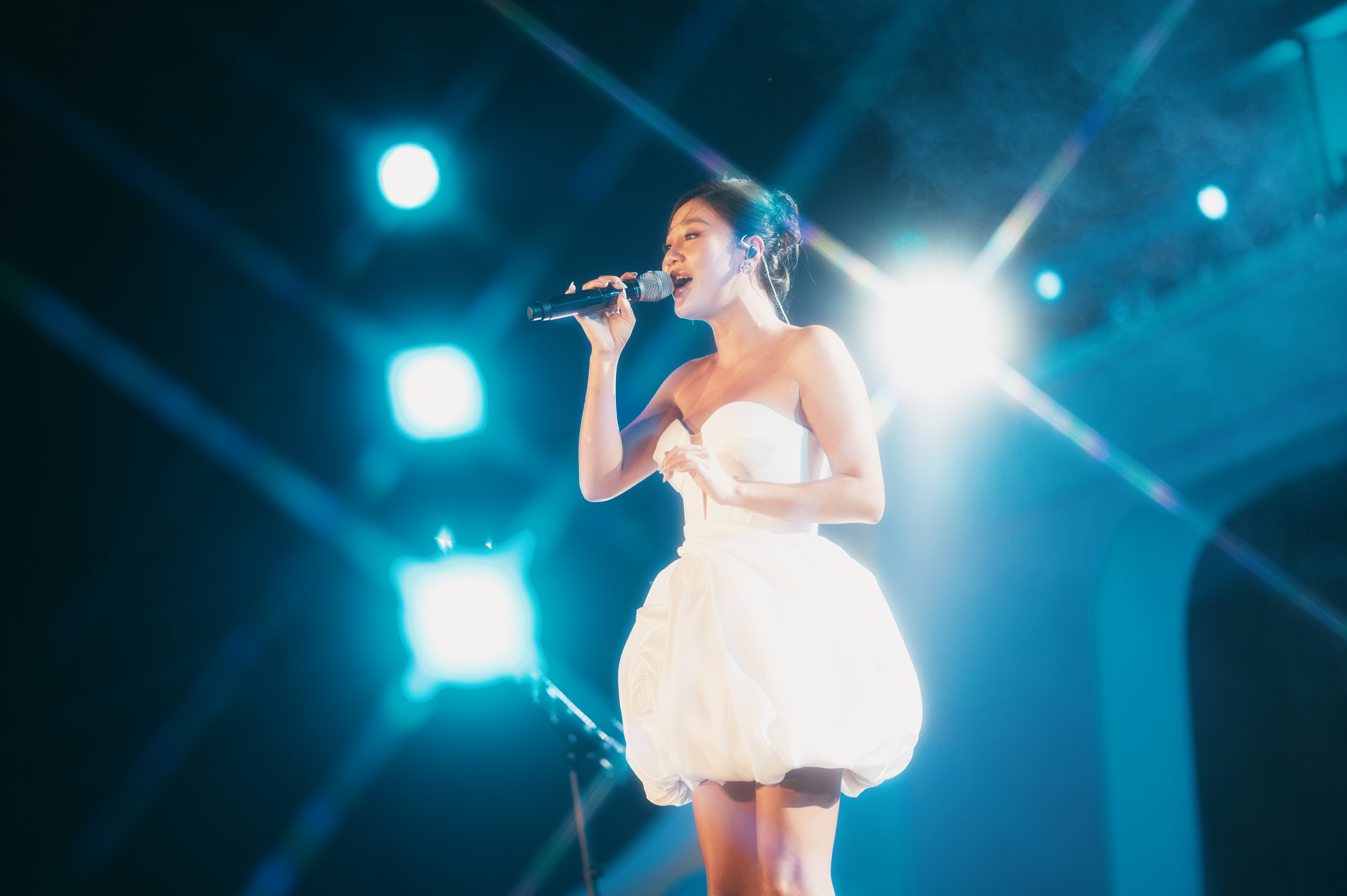 Văn Mai Hương và Trung Quân “đọ giọng" đỉnh cao