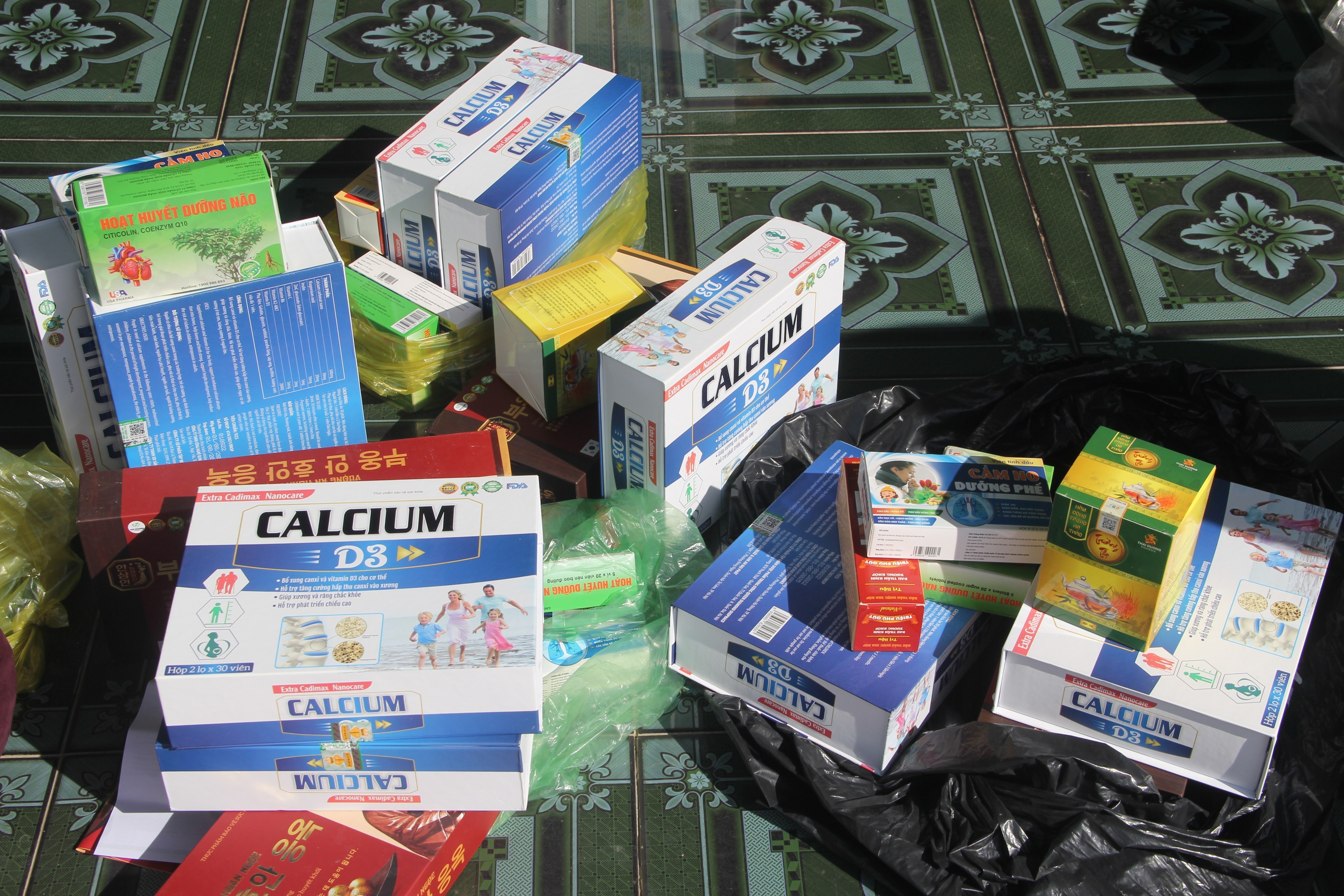 Phú Yên: Xác minh vụ nhóm đối tượng lừa bán thuốc, hàng hóa không rõ nguồn gốc cho người dân