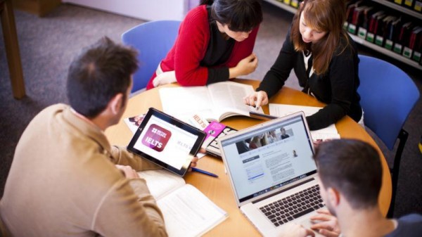 Hội đồng Anh chính thức cho biết lý do hoãn thi IELTS