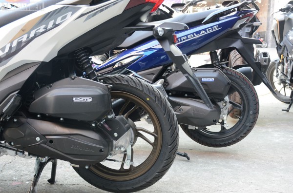 Xe tay ga 125 phân khối: Chọn Honda Vario 125 mới hay Honda Air Blade 125?