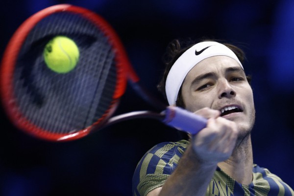 Djokovic chuẩn bị san bằng kỷ lục của huyền thoại Federer tại ATP Finals