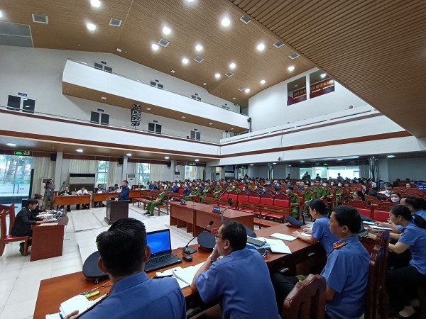 Nguyên đội trưởng chống buôn lậu bị đề nghị mức án từ 15 - 16 năm tù