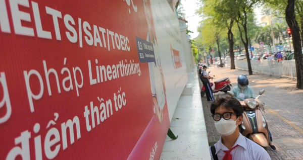 Phụ huynh chi bao nhiêu tiền một tháng cho con học thêm? Phụ huynh chi bao nhiêu tiền một tháng cho con học thêm?