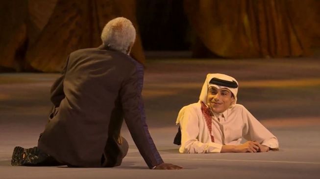 11561-momen-ghanim-al-muftah-berbincang-dengan-morgan-freeman-youtube-30s-of-football