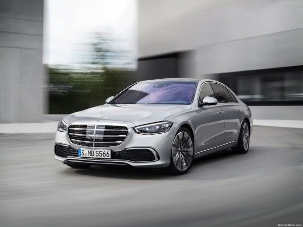 Mercedes-Benz S-Class lọt Top xe sang dành cho phái nữ