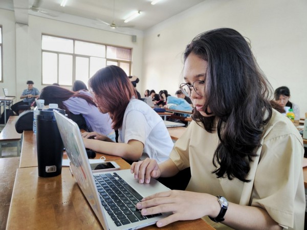 Cách giúp sinh viên không 