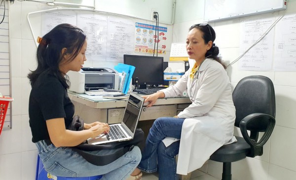 Khuẩn Salmonella khiến hàng trăm học sinh ngộ độc, trường học phòng tránh thế nào?