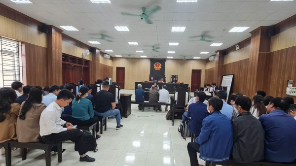 Thanh Hóa: Xét xử các cựu lãnh đạo huyện tự ý nâng mức hỗ trợ, gây thiệt hại cho Nhà nước hơn 8,8 tỉ đồng