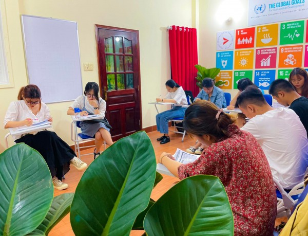 20% phụ huynh chi mỗi tháng 5 đến 10 triệu đồng cho con học thêm