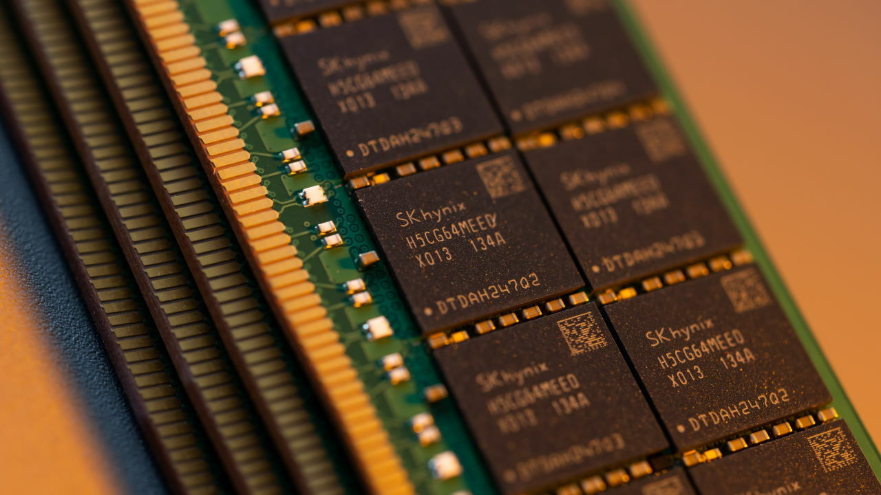 Nhiều hãng chip mắc kẹt trong cuộc cạnh tranh Mỹ - Trung Quốc