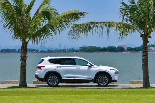Hyundai Santa Fe rộng cửa thắng hạng mục Thiết kế xe phổ thông