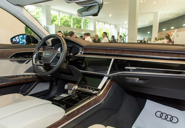 Audi A8 tạm dẫn đầu hạng mục Thiết kế xe sang tại CCA 2022