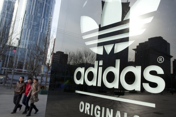 Adidas đối diện tương lai ảm đạm