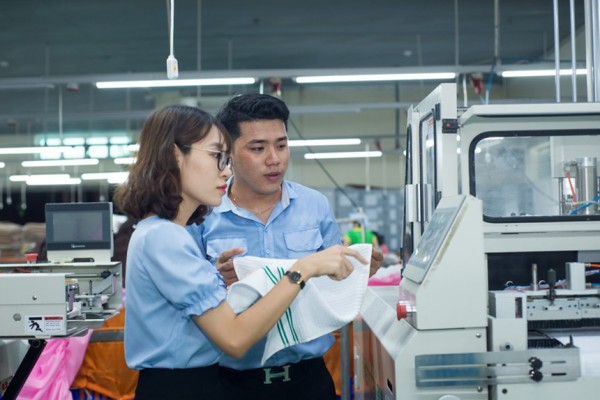 Chuyển đổi số SME: Vấn đề và cách tiếp cận Chuyển đổi số SME: Vấn đề và cách tiếp cận