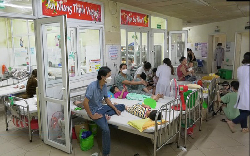 Đà Nẵng: Bệnh hô hấp ở trẻ em và sốt xuất huyết tăng cao