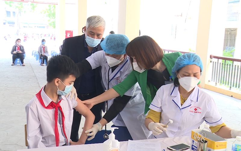 Hà Nội tiếp tục tăng cường tiêm chủng vaccine phòng COVID-19 cho trẻ em