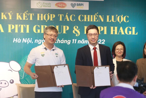 Heo ăn chuối của bầu Đức tiếp tục ‘phủ sóng’ thị trường Hà Nội