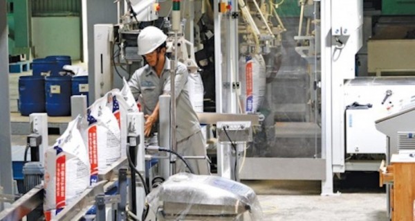 Hỗ trợ doanh nghiệp chủ động nguyên liệu thức ăn chăn nuôi