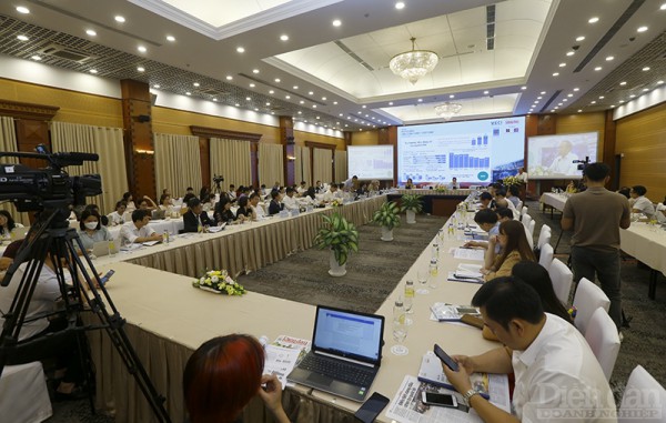 KINH TẾ 2023: Giải đúng bài toán về chuyển đổi số trong doanh nghiệp KINH TẾ 2023: Giải đúng bài toán về chuyển đổi số trong doanh nghiệp