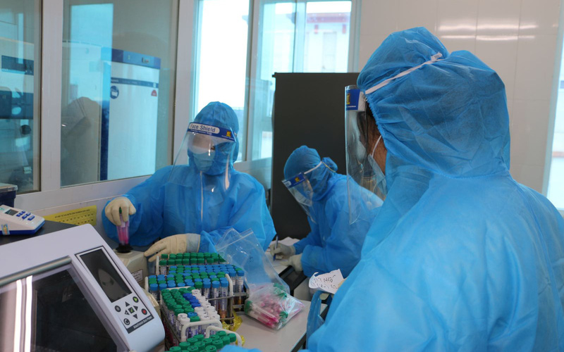 Ngày 7/11: Ca mắc COVID-19 tăng nhẹ; 54 bệnh nhân nặng đang thở oxy Ngày 7/11: Ca mắc COVID-19 tăng nhẹ; 54 bệnh nhân nặng đang thở oxy