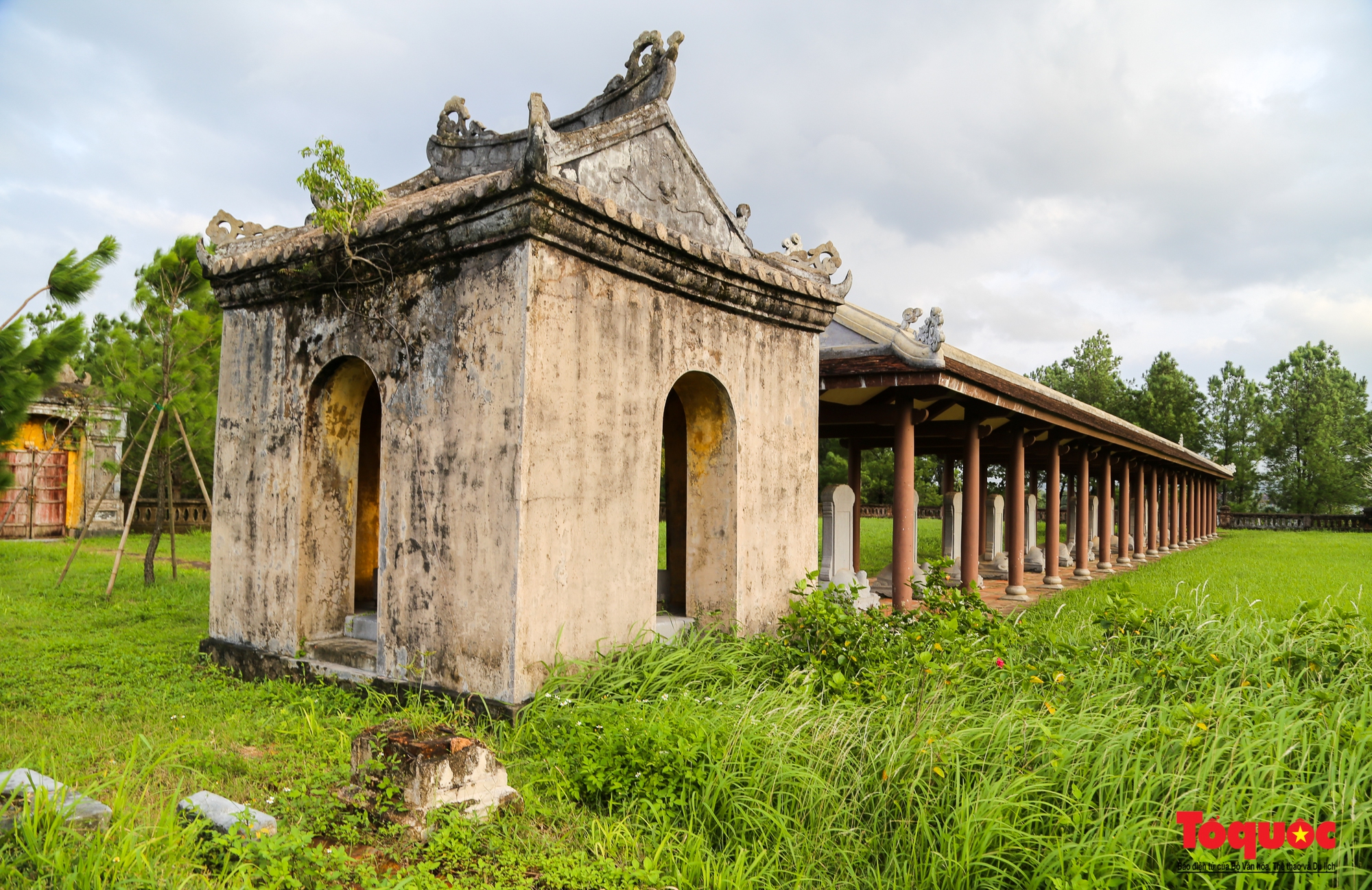 Diện mạo di tích Văn Miếu Huế trước thời điểm được tu bổ, tôn tạo - Ảnh 17.