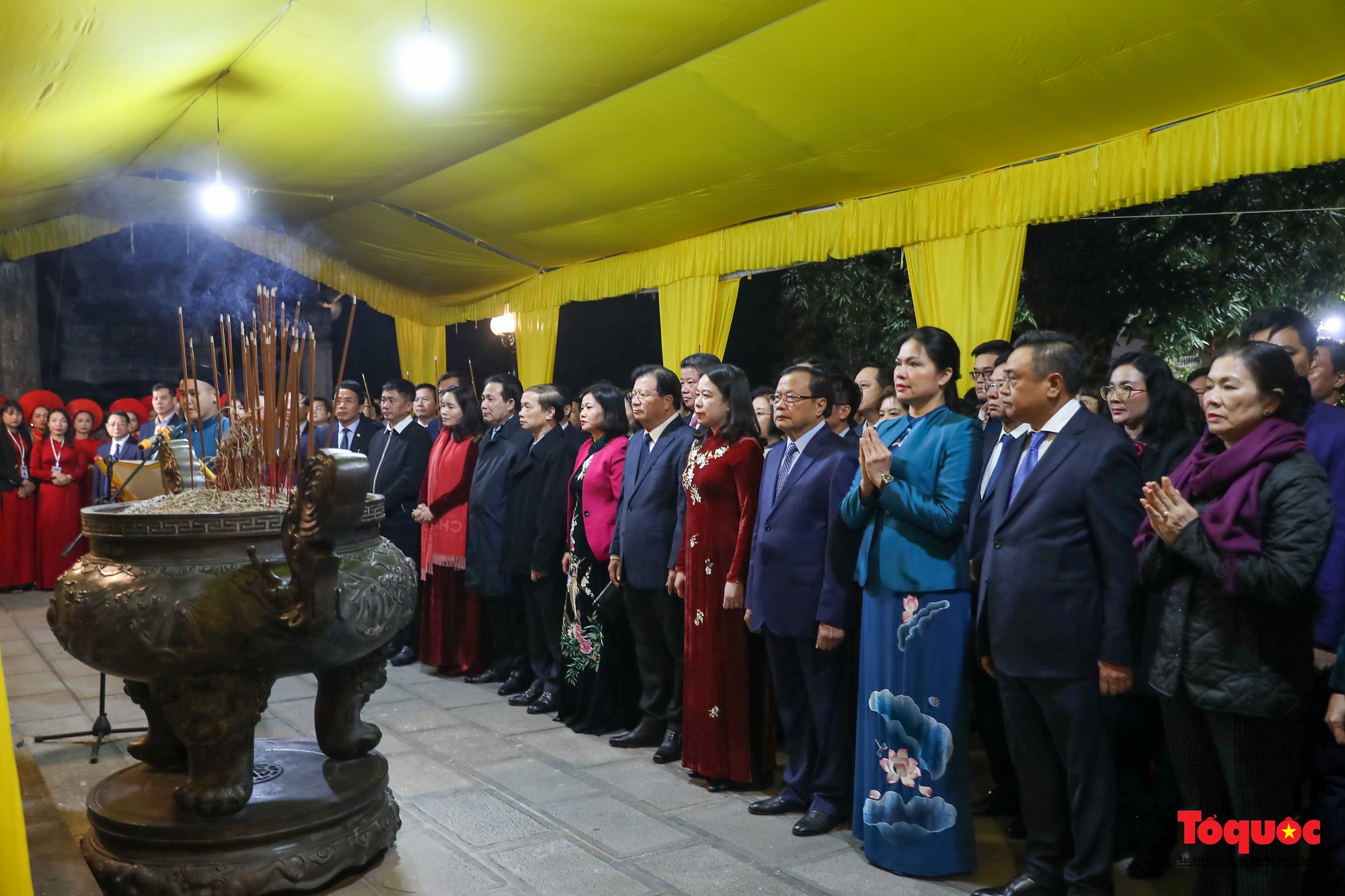 Hà Nội: Huyện Mê Linh đón nhận danh hiệu đạt chuẩn nông thôn mới và đón nhận Huân chương Lao động hạng Ba - Ảnh 10.