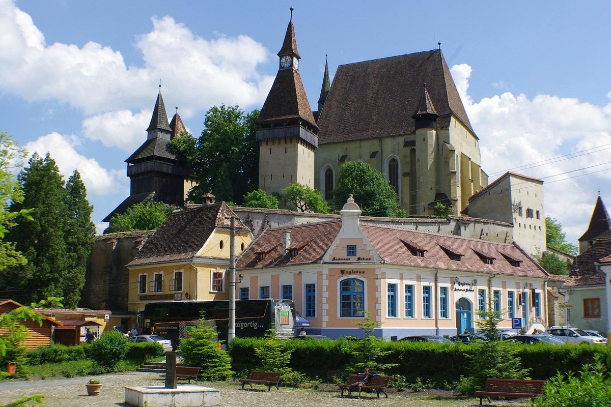 Ngôi làng 300 năm mới có 1 vụ ly hôn, hỏi ra mới biết là nhờ "nhà tù hôn nhân" chuyên giải hòa kỳ lạ như thế này - Ảnh 3.